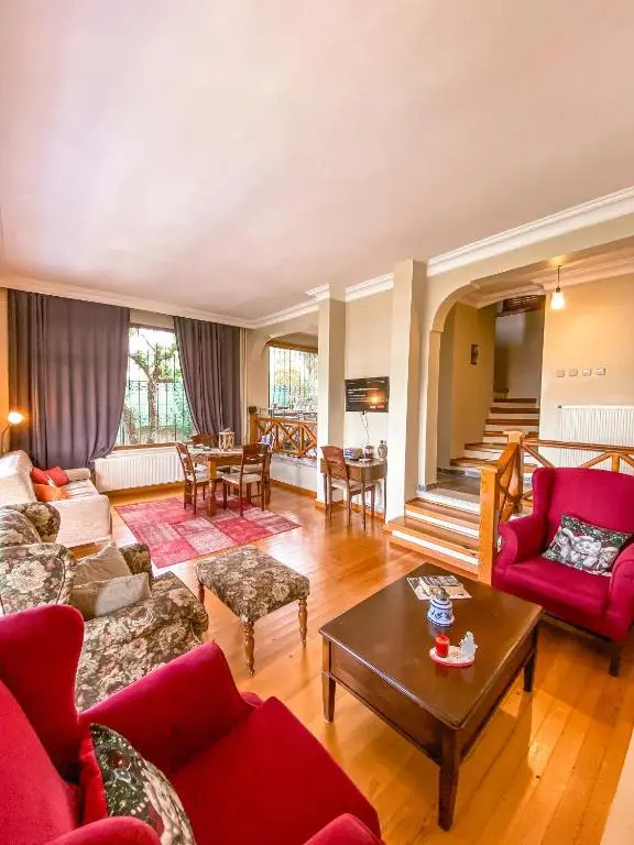 Havuzlu Mustakil Lüx Villa Doğa SAPANCA 150 MT2
