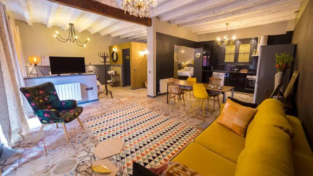 Groc Rooms