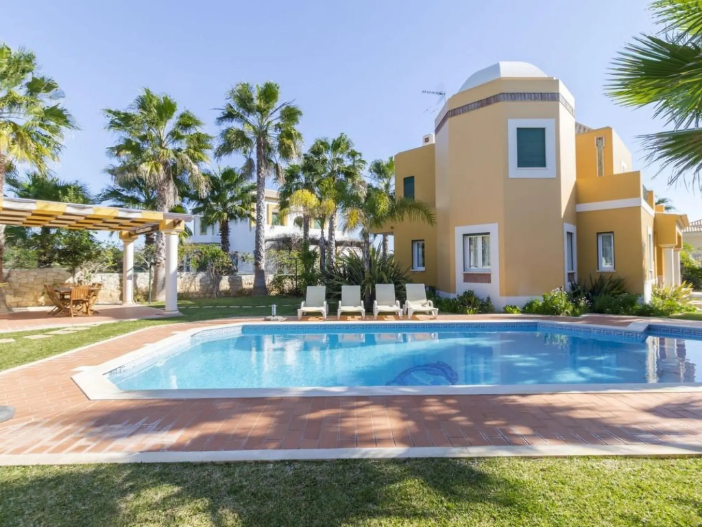 V4 Alegria (V2G2) in Albufeira