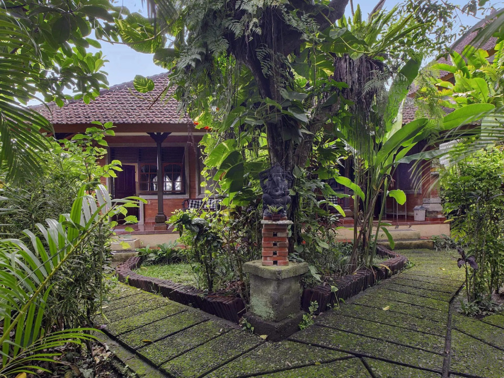 Arjana Bungalows 2