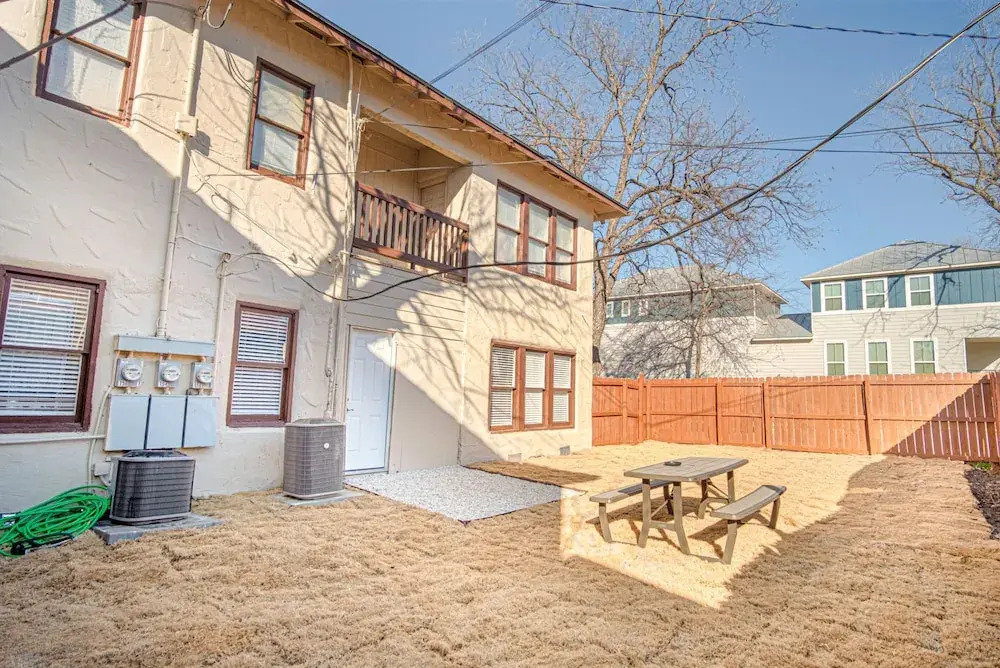 Trendy 2 BR Prime Apt Near DTWN, Pearl, Fort Sam!