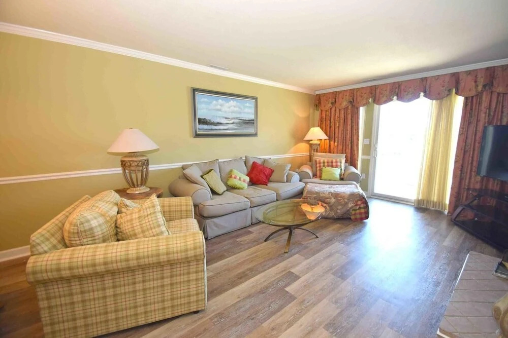 Harbour Island 21C 2 Bedrooms 3.5 Bathrooms Condo
