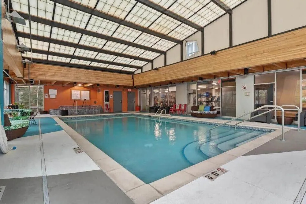CozySuites at Mill District