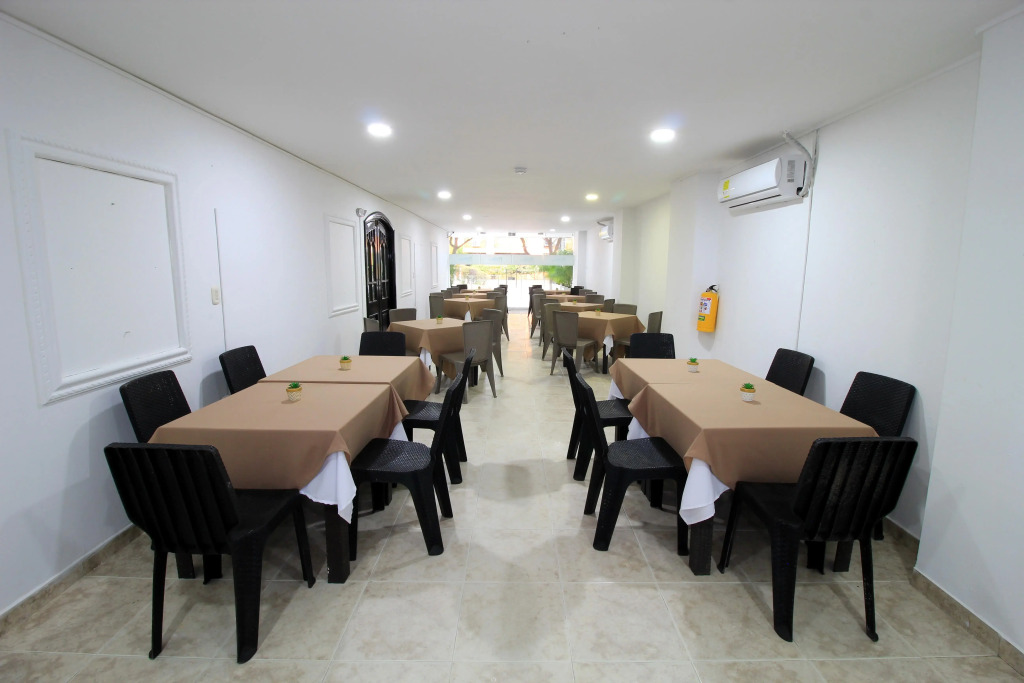 Hotel Rodadero Inn By GEH Suites