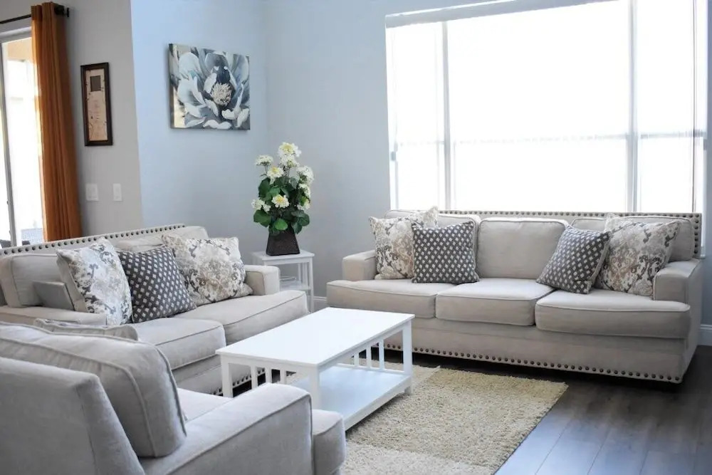 Perfect For Your Family! 4 Bedroom Villa by Redawning