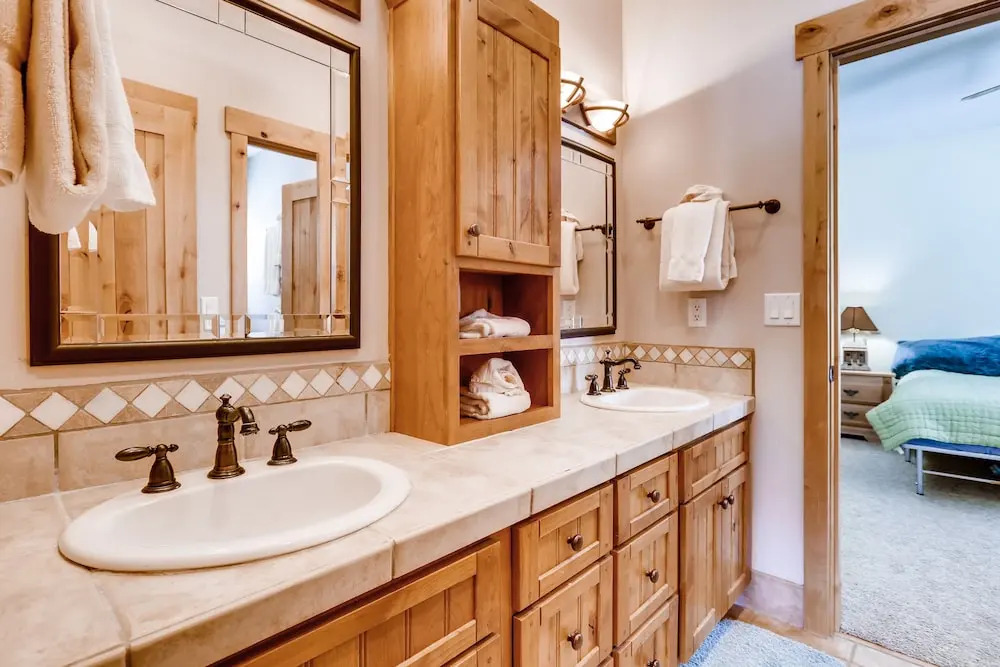 The Reserve House 6 Bedrooms 4.5 Bathrooms Home