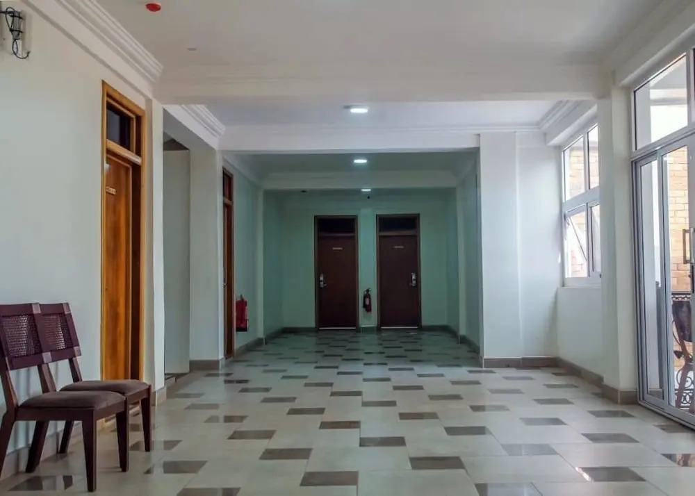 Royal Baron Hotel