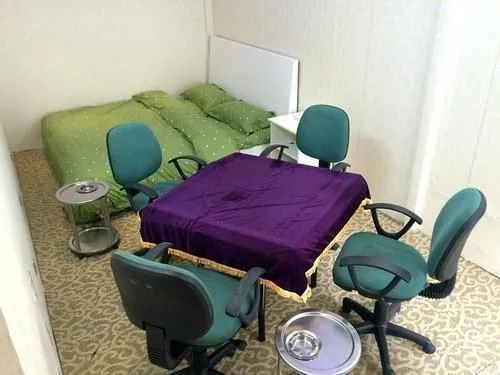 Wuhan fayuan home hotel