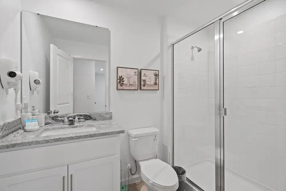 Chic 6 Bedroom Solara Home Pool and Themed Rooms