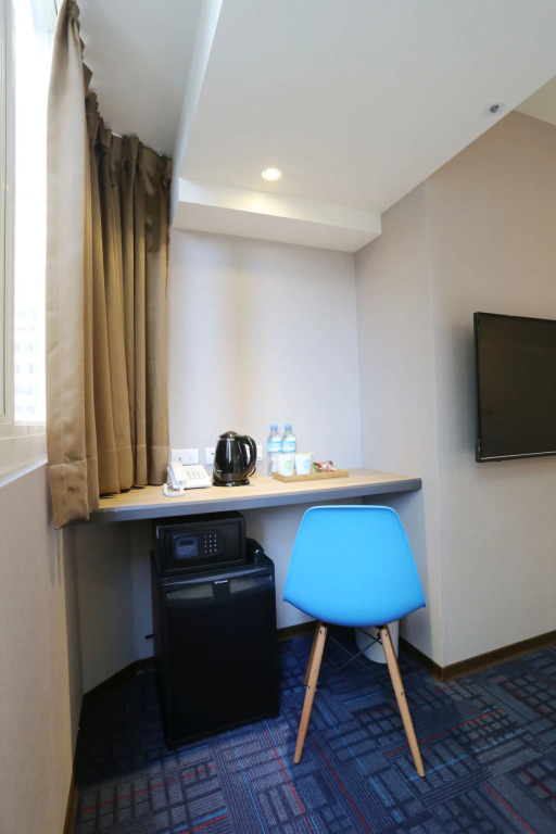 Ark Hotel - Changan Fuxing方舟商業股份有限公司