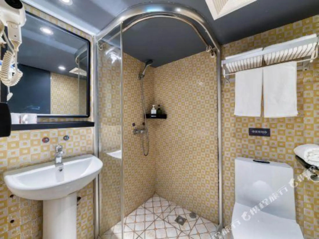 Hanting Hotel -Shanghai Lujiabang Road Subway Station Branch