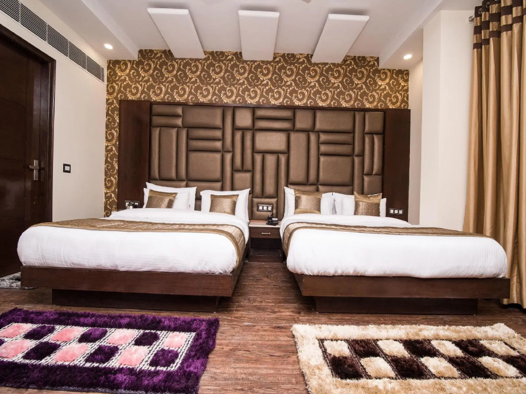 OYO 14831 hotel mannat