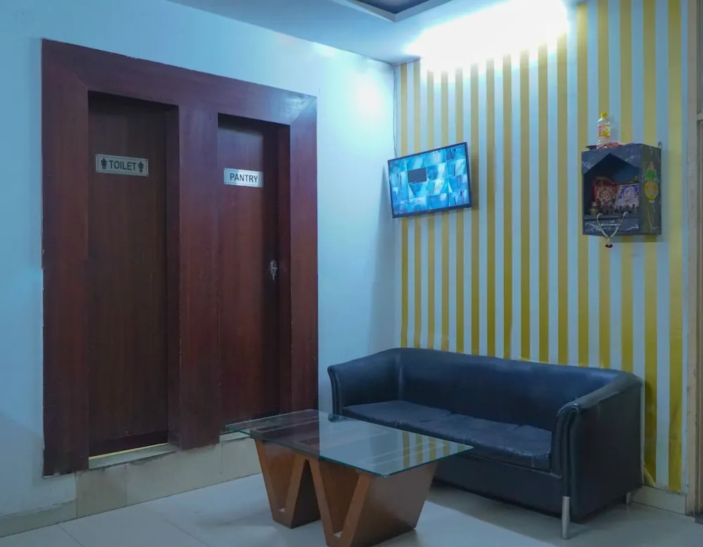 Hotel Downtown by Quadis - Sector 15 Noida