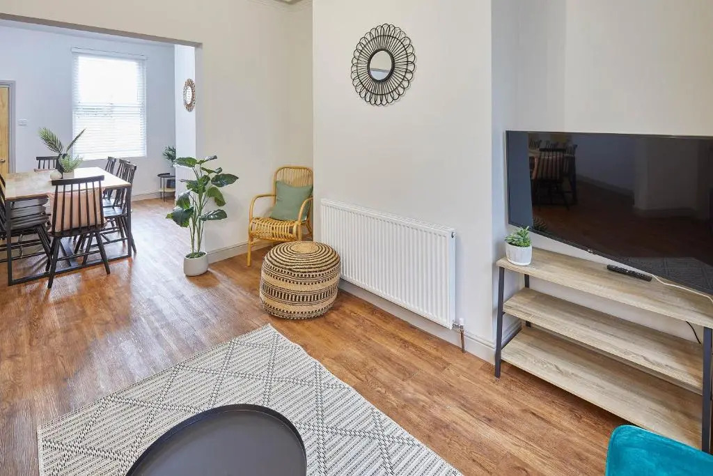 Host & Stay - Clifton House