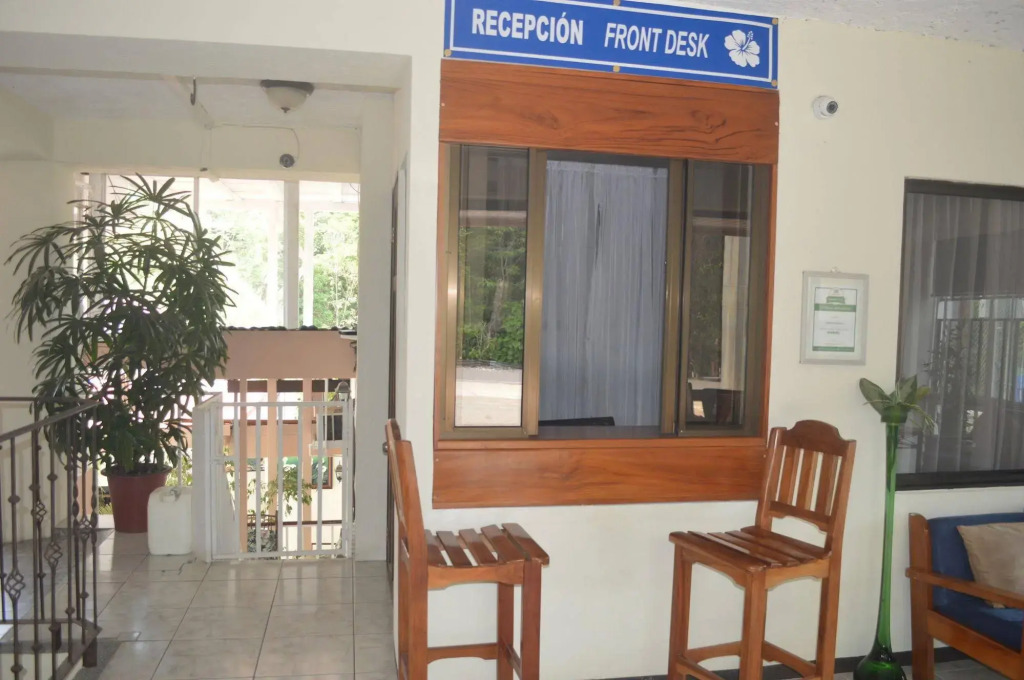 Hotel Flor Blanca