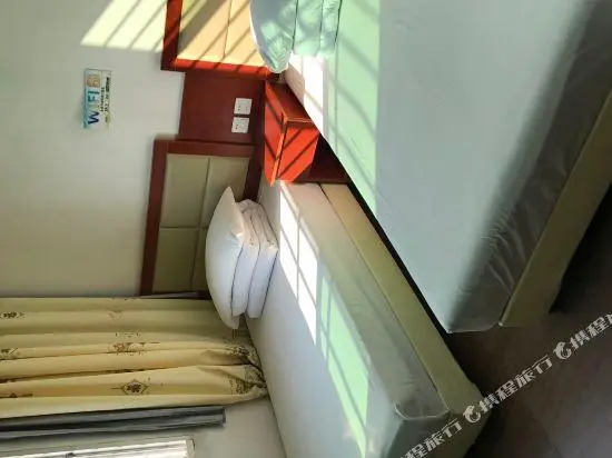 Sanhua Hostel