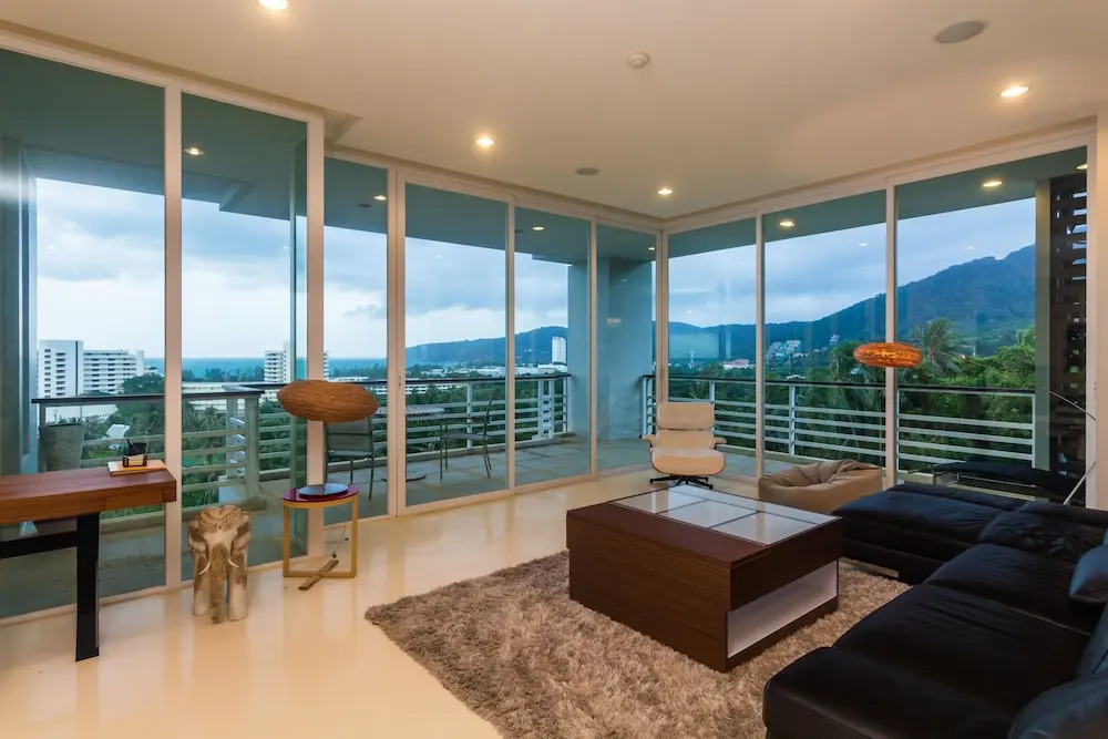 The Palm at Veloche Group by Lofty