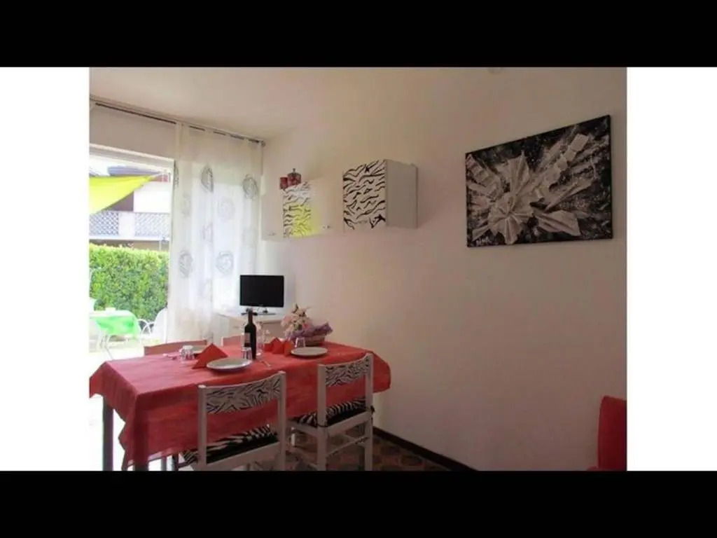 Villa with garden and beach place