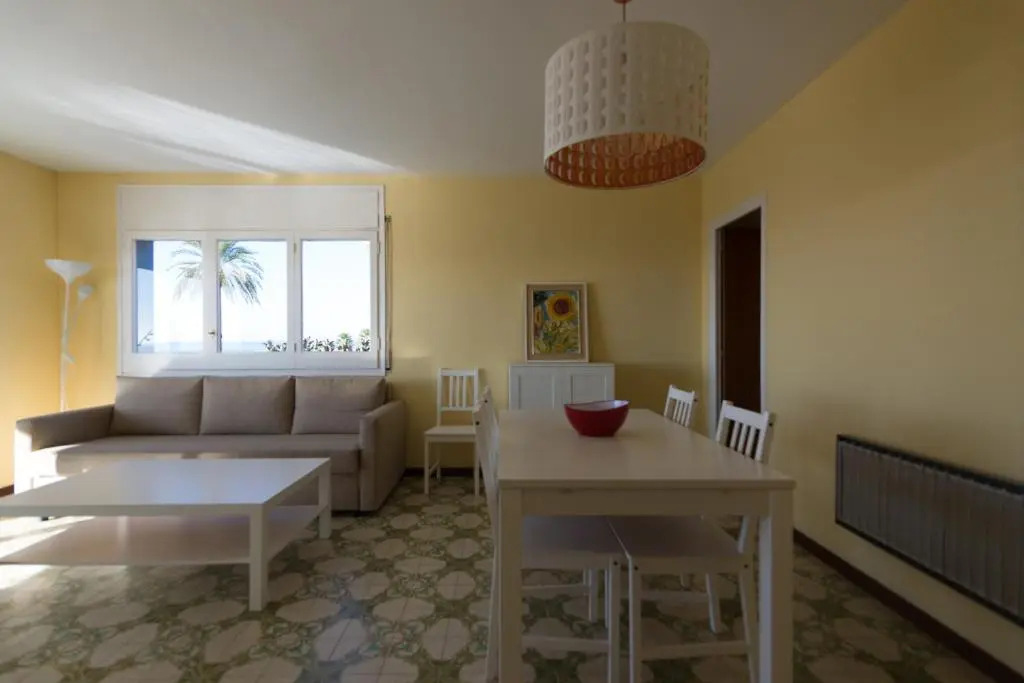 Apartamento en 1era linea mar con terraza de 25m2