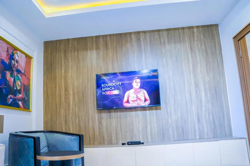 Plistbooking Xive 3 bedroom Luxury Abuja Apartment