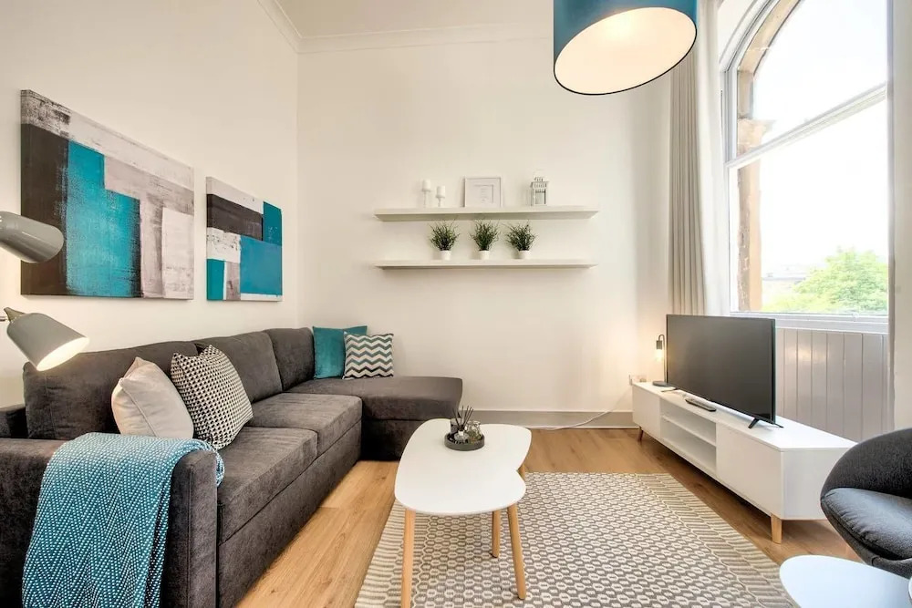 Trendy 1-bedroom Apt With Lift in Merchant City