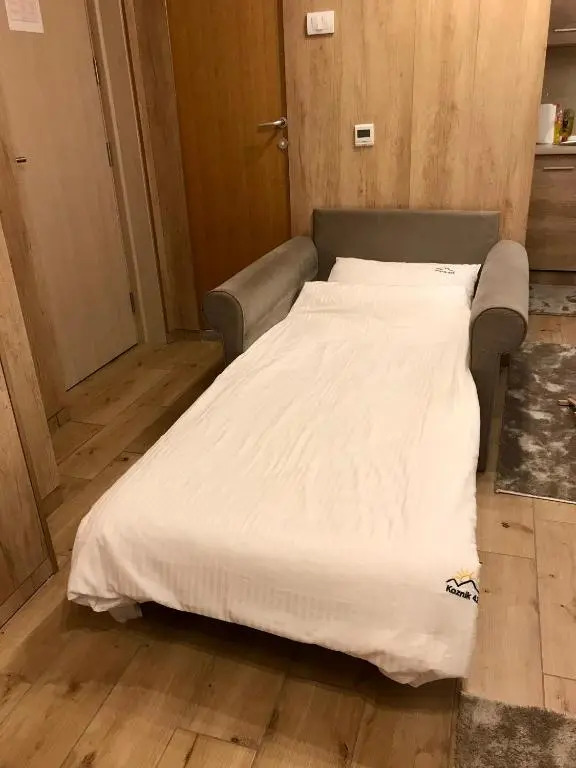 Konaci 424