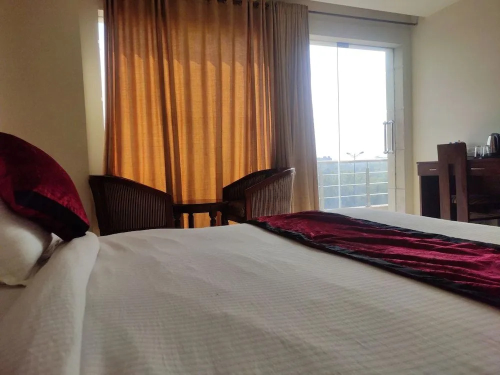 Hotel Kings Plaza