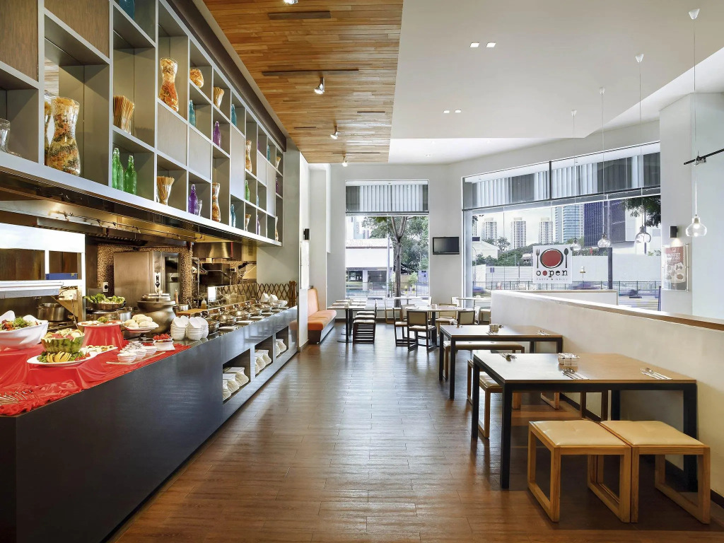 Ibis Singapore Novena