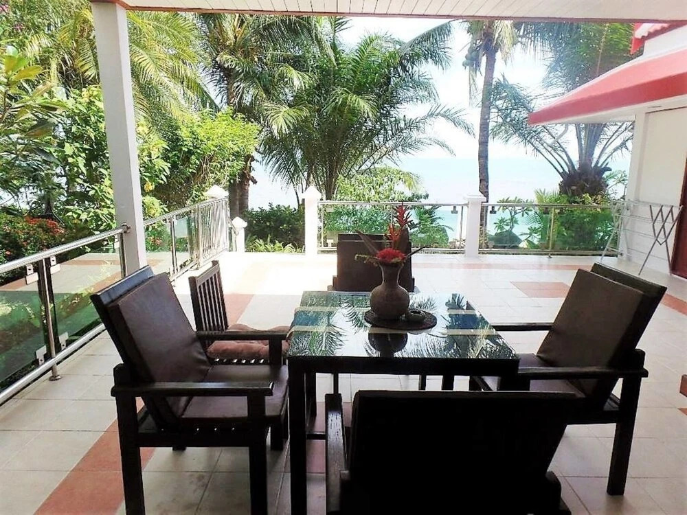 Royal Living Koh Samui - Villa 1 With 8 Meters to Beach