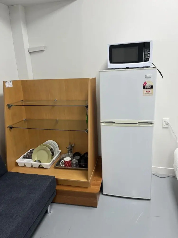 2 Double 1 Single 2 Sofa Beds - Suite 6