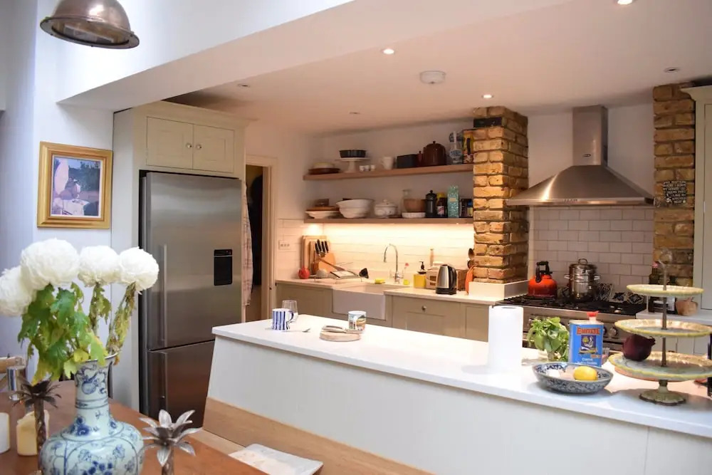 2 Bedroom Family Home In Brixton