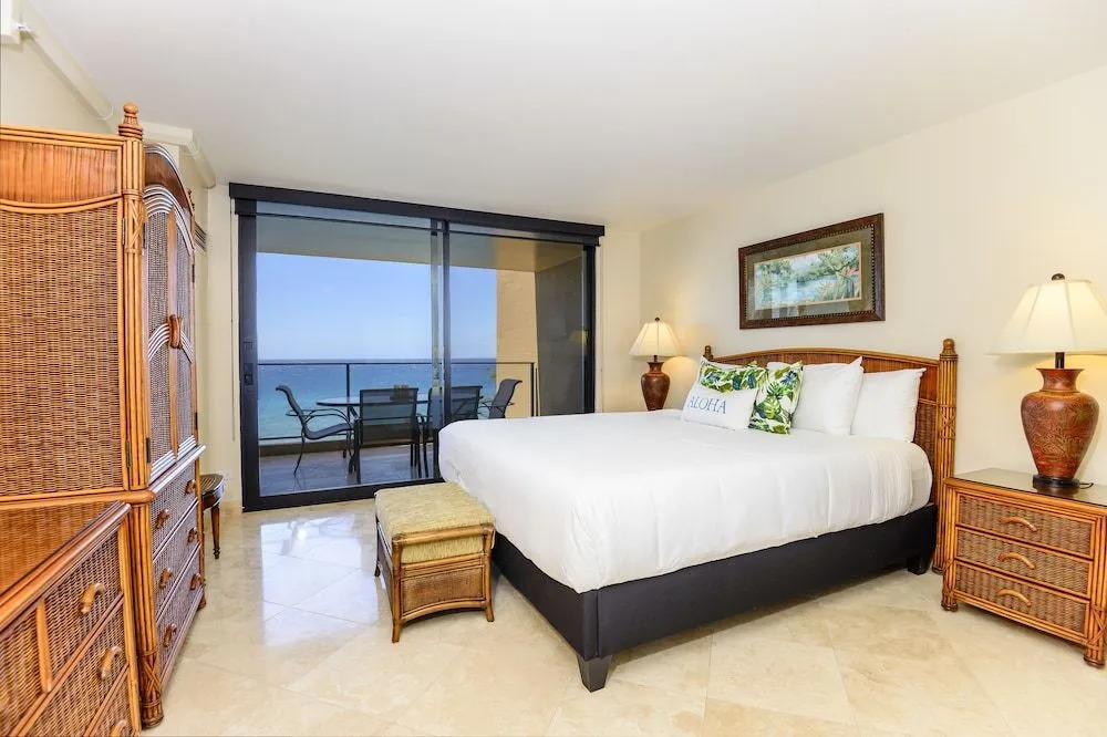 Mahana 701 2 Bedrooms 2 Bathrooms Condo by Redawning