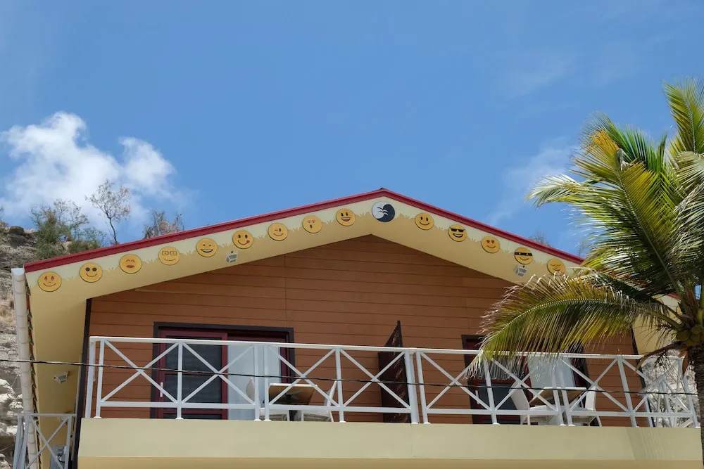 Orange Bay Hotel