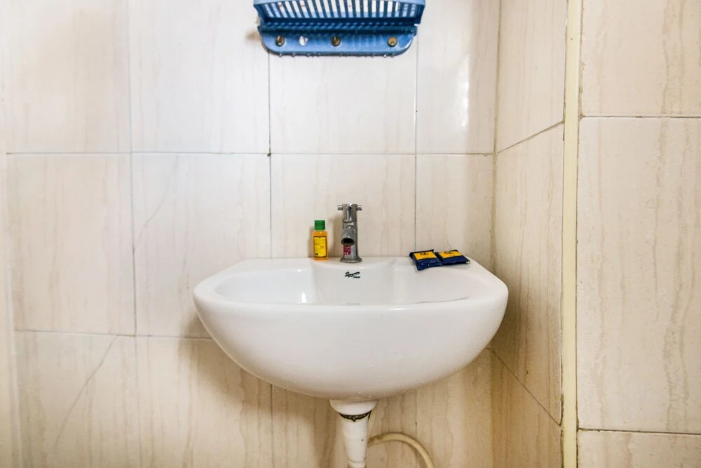 FabHotel T Nagar Chennai Stay