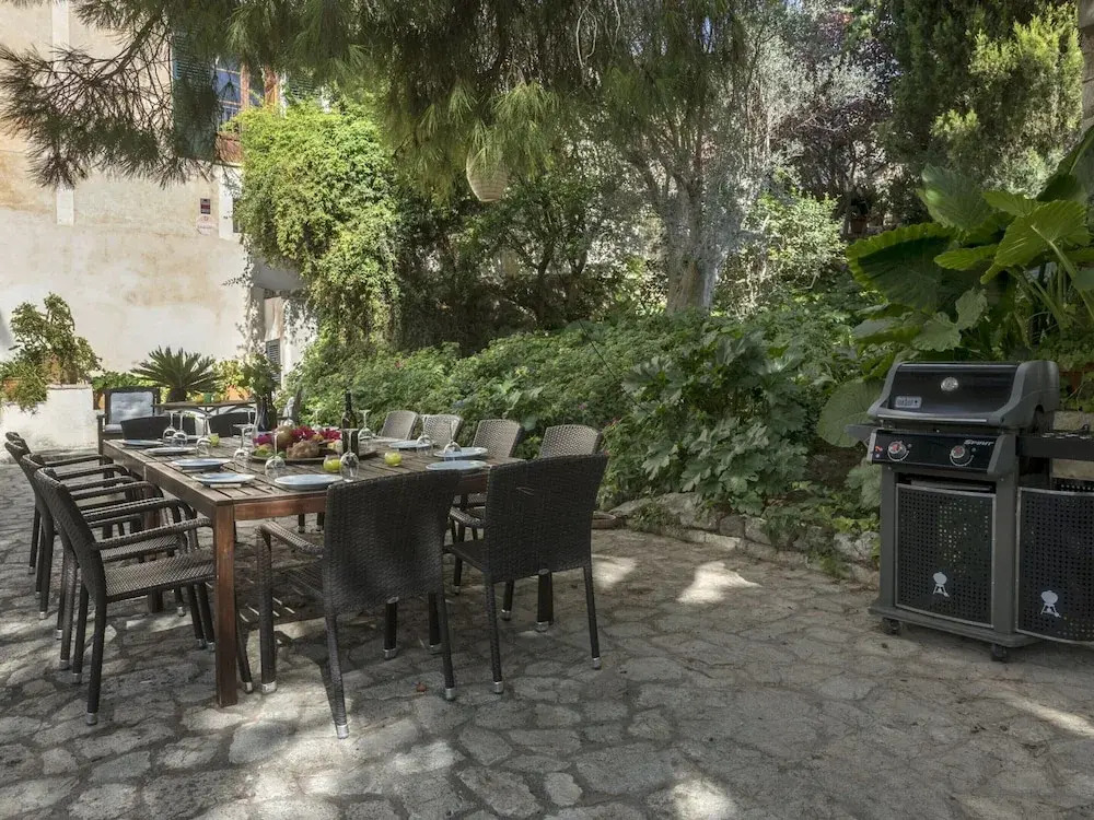 Mansion in Lloseta With Pool & Terrace
