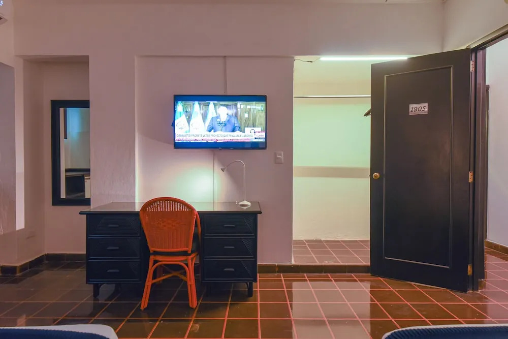 PH 19 Guesthouse Hotel in Gazcue