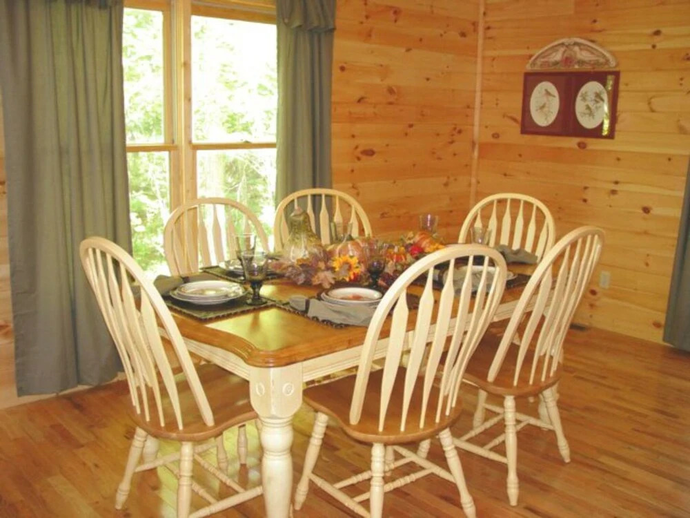 Whispering Oaks - Private Pigeon Forge Getaway,,,Close to Tanger Outlet Shopping cabin