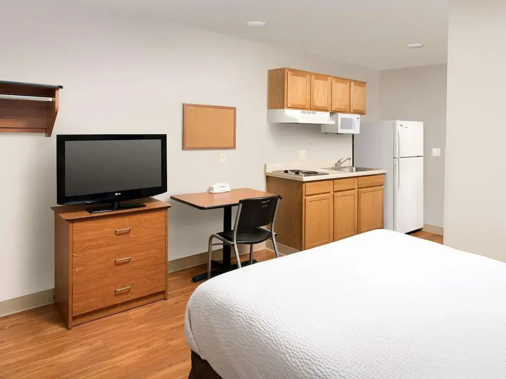 Studio 6 Extended Stay Cincinnati Sharonville OH