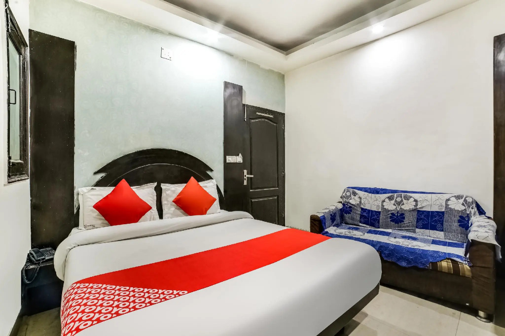 Hotel Geetanjali Inn