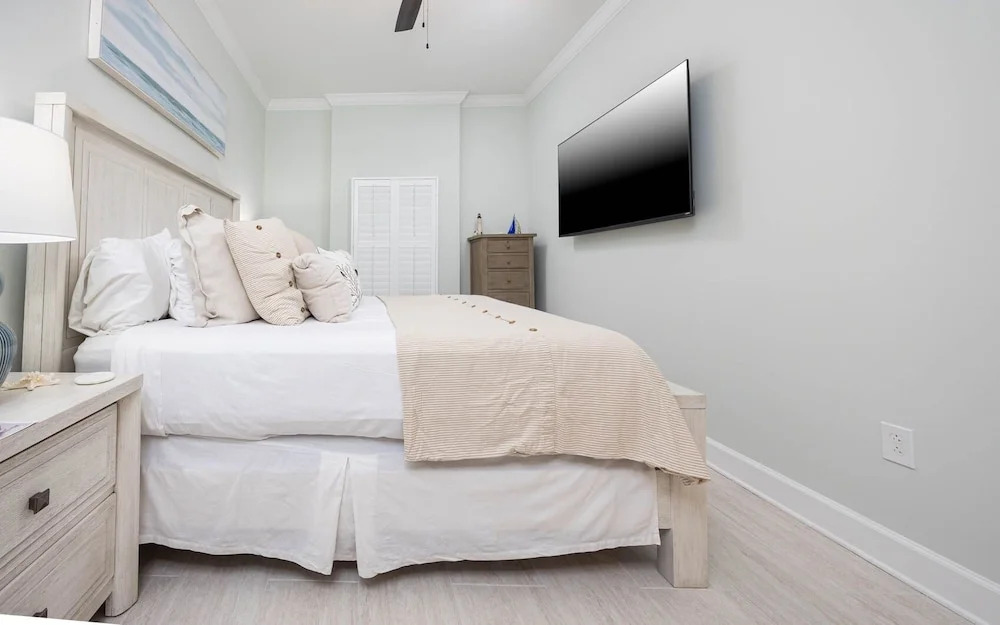 Phoenix Gulf Towers 1202 2 Bedroom Condo