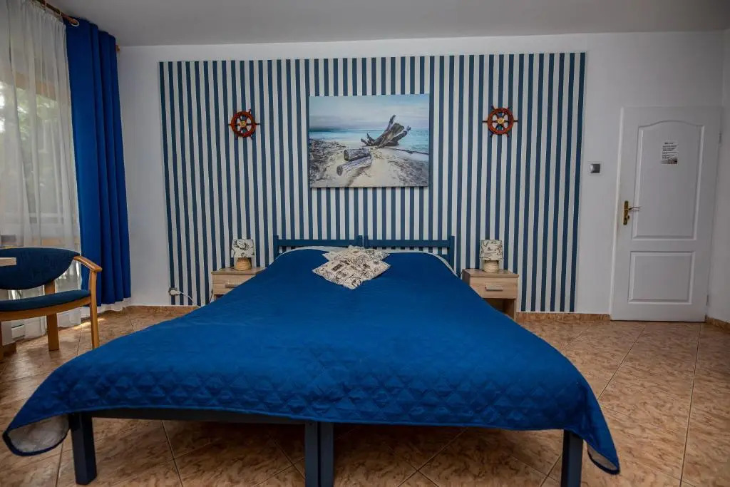 Dom Wypoczynkowy ANNA - pobyty również B&B