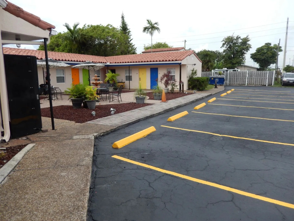 Haven Hotel - Fort Lauderdale Airport & Cruise Port