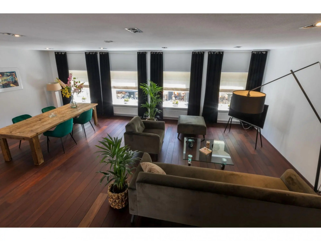Central Domburg Apartment