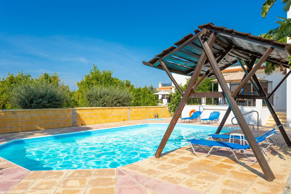 Villa Charoula Tria Large Private Pool AC WiFi