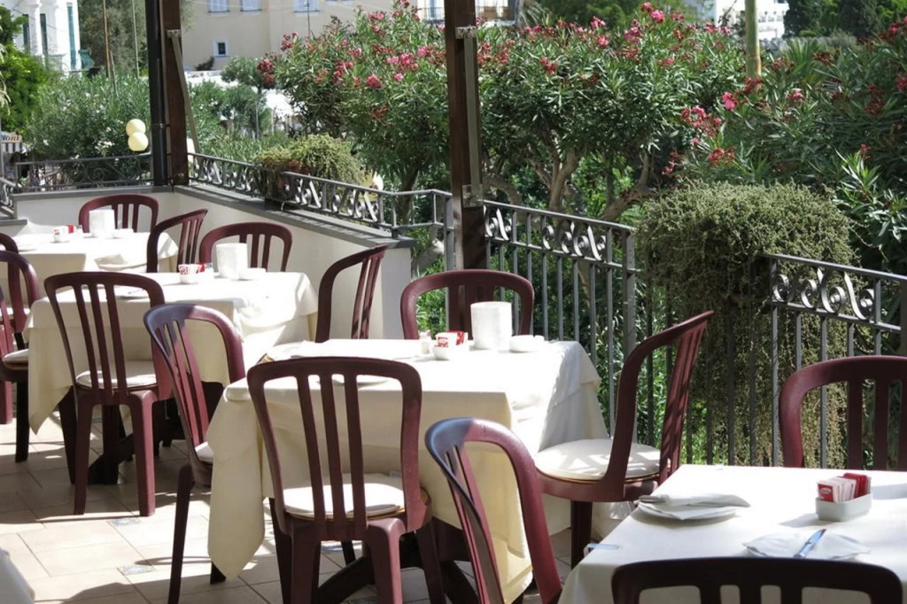 Hotel Syrene