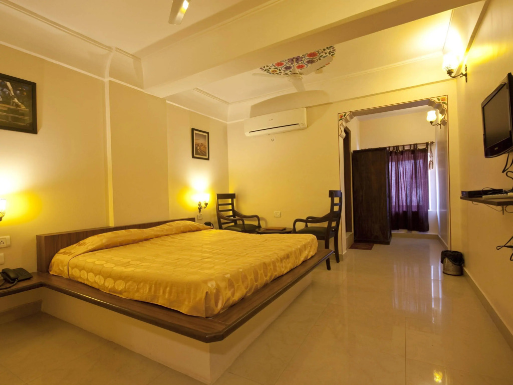 Hotel Mayaa Mansion