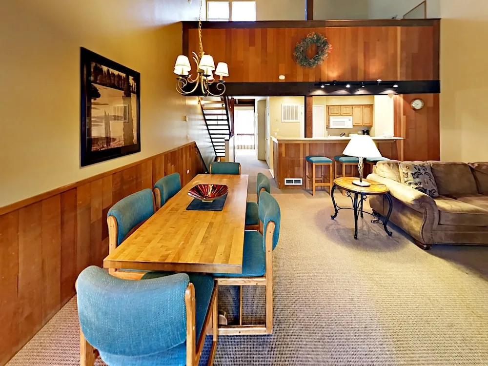 Lake Tahoe Condo #503 2 Bedrooms 2 Bathrooms Condo