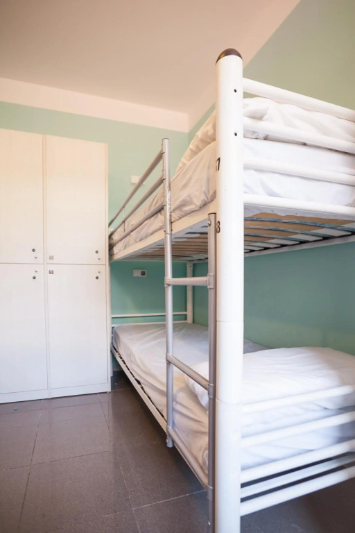Pars Tailors Hostel
