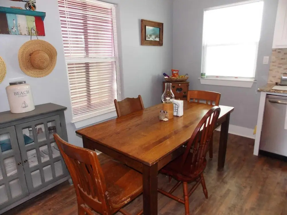 7 Palms - 2 Br Home