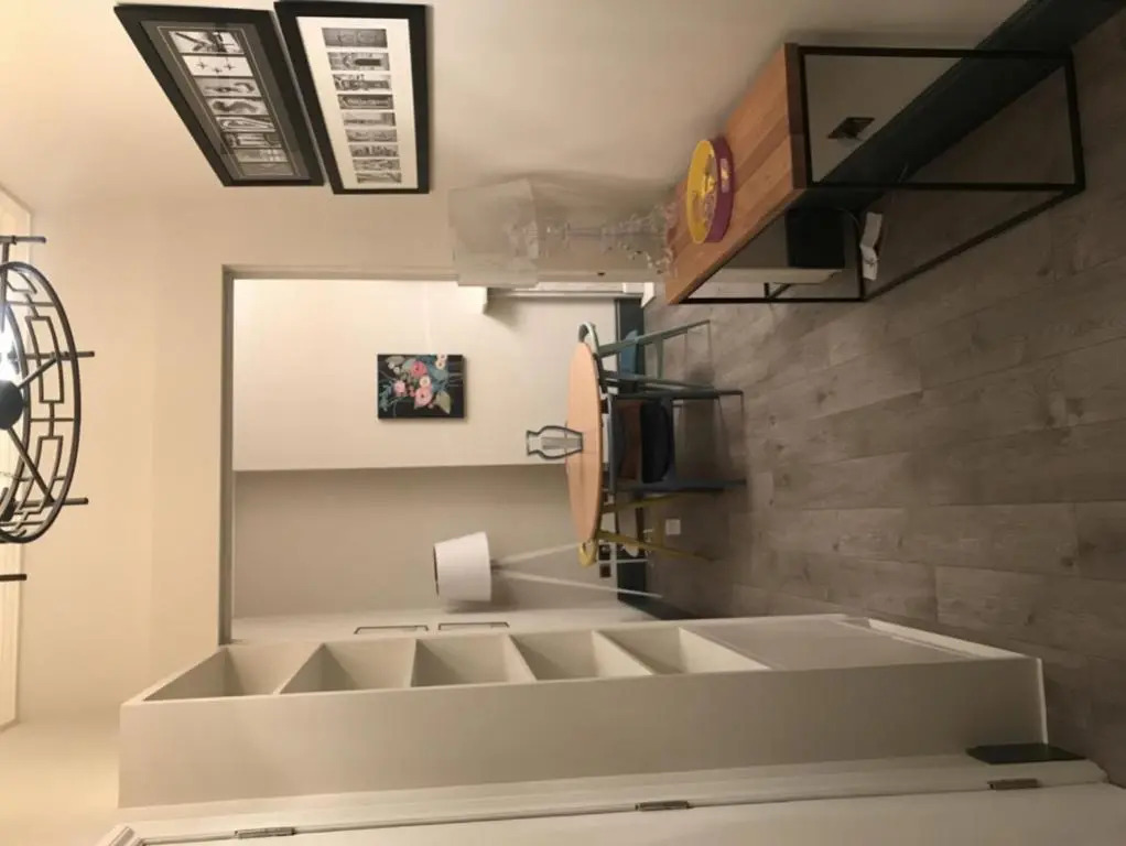 Beautiful 1 Bedroom Apartment Ovington Square